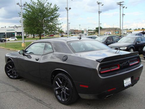 Used 2023 Dodge Challenger SXT w/ Plus Package RWD image 4