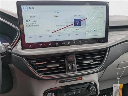 New 2025 Ford Escape SE w/ PHEV Premium Package image 13