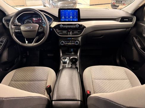 Used 2022 Ford Escape SE w/ Convenience Package FWD image 19