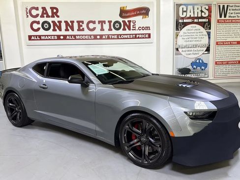 Used 2023 Chevrolet Camaro SS RWD image 14
