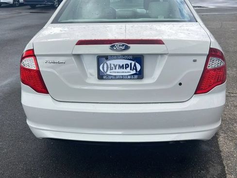 Used 2011 Ford Fusion S FWD image 9