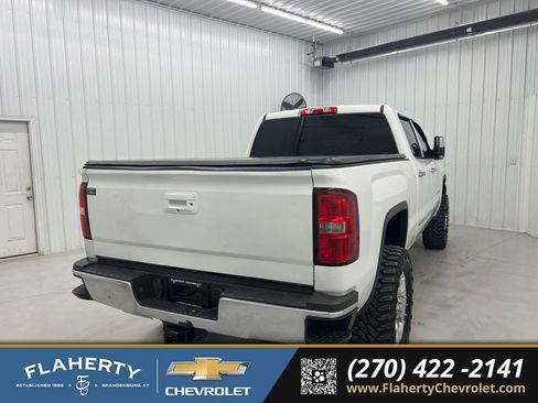 Used 2015 GMC Sierra 2500 SLT w/ Suspension Package, Off-Road image 3