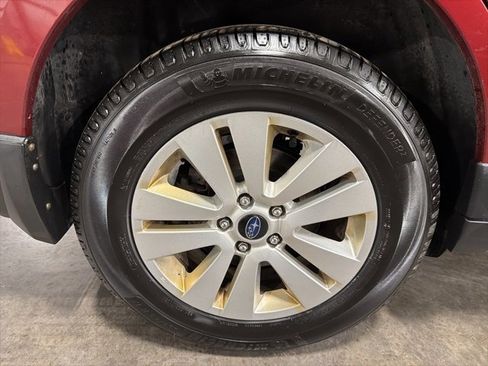 Used 2017 Subaru Outback 2.5i Premium image 23