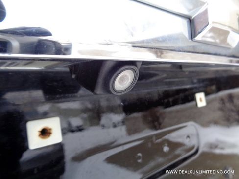 Used 2015 Chevrolet Equinox LT w/ Driver Convenience Package image 15