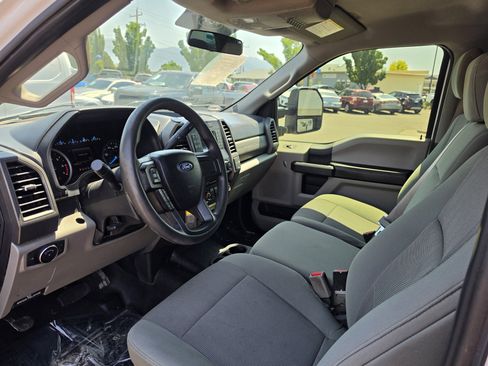Used 2017 Ford F250 XL w/ Power Equipment Group AWD/4WD image 11