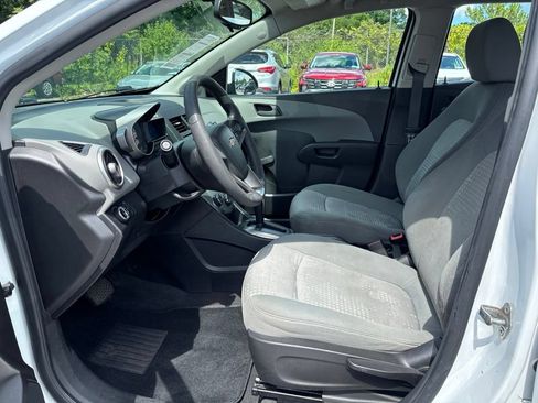 Used 2016 Chevrolet Sonic LS FWD image 13