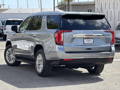 Used 2024 GMC Yukon SLT RWD image 7