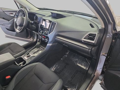 Used 2023 Subaru Forester Premium image 10
