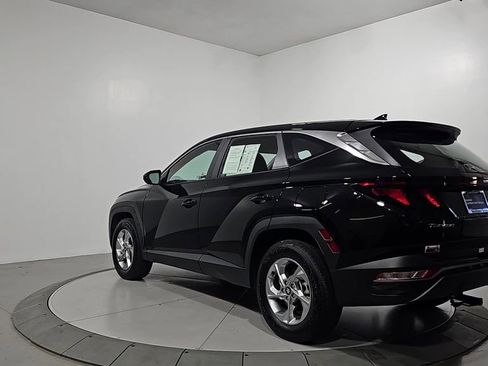 Used 2024 Hyundai Tucson SE image 3