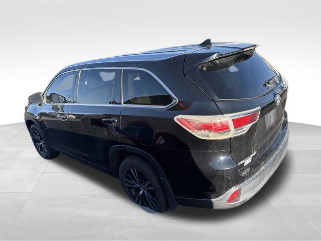 Used 2016 Toyota Highlander XLE AWD/4WD image 14