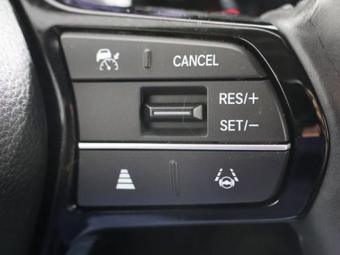 Used 2024 Honda HR-V EX-L image 12