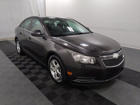 Used 2014 Chevrolet Cruze LT w/ Technology Package FWD image 13