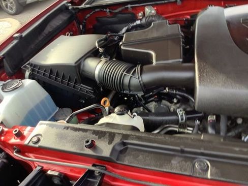 Used 2021 Toyota Tacoma TRD Off-Road image 12