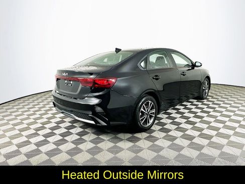 Used 2023 Kia Forte LXS w/ LXS Technology Package image 10