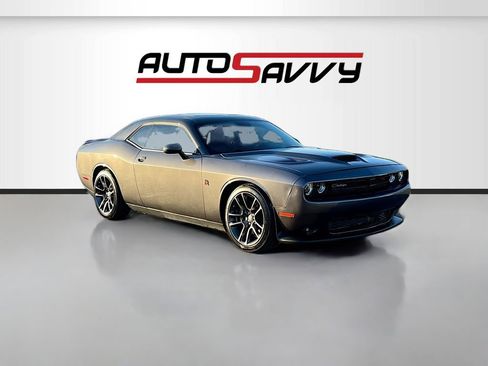 Used 2022 Dodge Challenger R/T Scat Pack RWD image 1