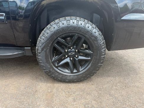 Used 2011 Chevrolet Avalanche LT AWD/4WD image 32