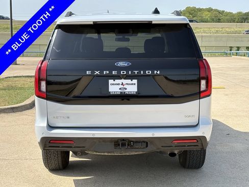 Used 2025 Ford Expedition Max Active RWD image 7