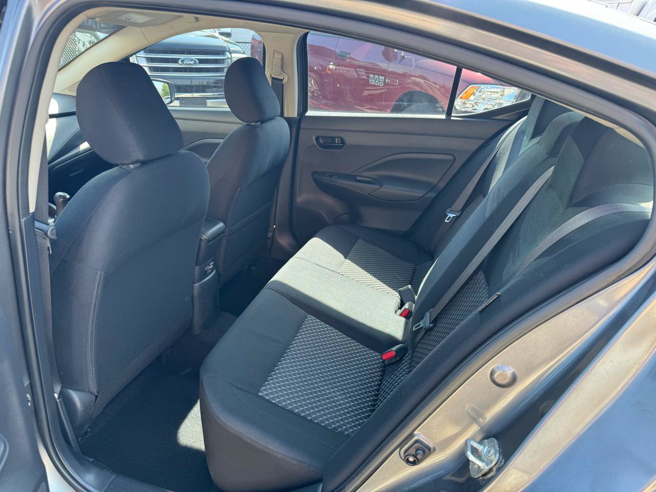 Used 2020 Nissan Versa S FWD image 16