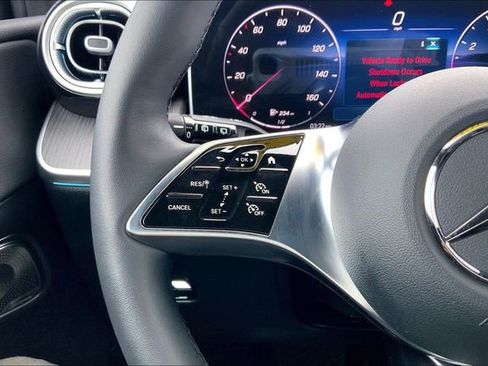 Used 2026 Mercedes-Benz GLC 300 4MATIC image 19