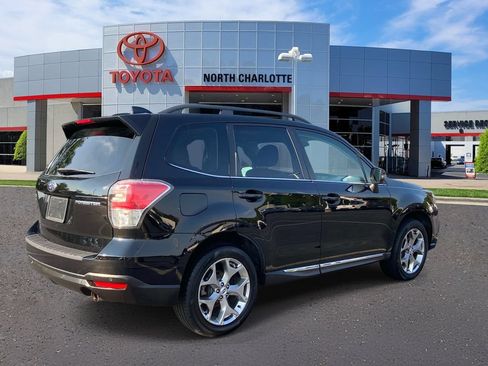 Used 2018 Subaru Forester 2.5i Touring AWD/4WD image 7