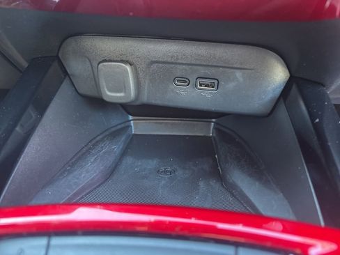 Used 2025 Chevrolet Trax RS w/ Sunroof Package image 28