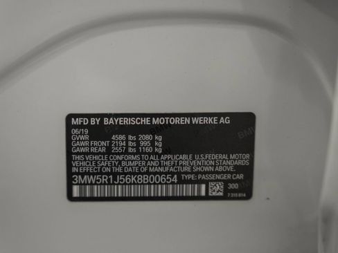 Used 2019 BMW 330i Sedan w/ Driving Assistance Package image 43