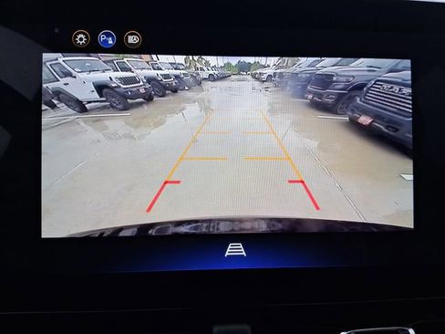 Used 2026 Chevrolet Equinox LT AWD/4WD image 12