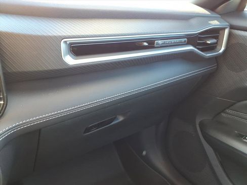 Used 2025 Ford Mustang GT Premium image 32