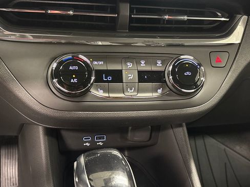 New 2026 Buick Envista Preferred w/ Convenience I Package FWD image 35