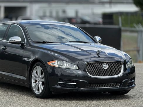 Used 2012 Jaguar XJ L RWD image 15