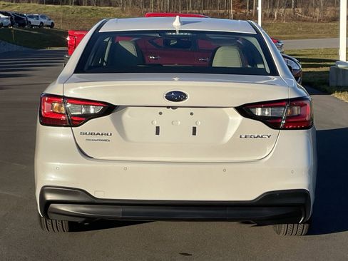 Used 2025 Subaru Legacy Premium AWD/4WD image 5