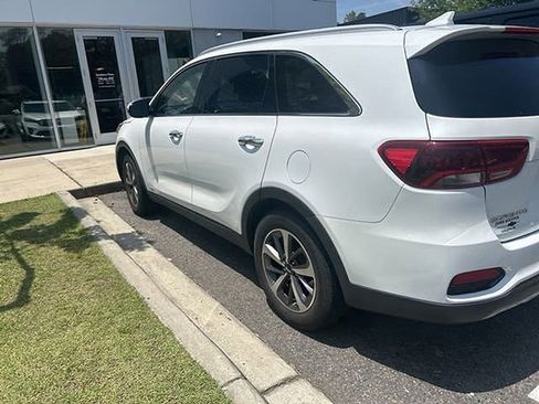 Used 2019 Kia Sorento EX AWD/4WD image 9