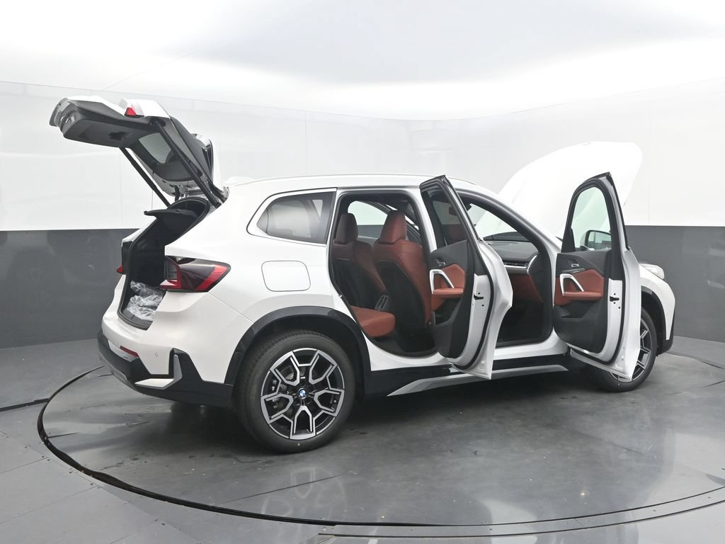 New 2027 BMW X1 xDrive28i AWD/4WD image 50