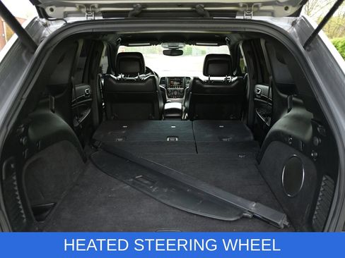 Used 2018 Jeep Grand Cherokee Altitude AWD/4WD image 14