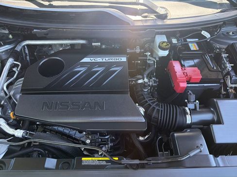 Used 2023 Nissan Rogue SV FWD image 14