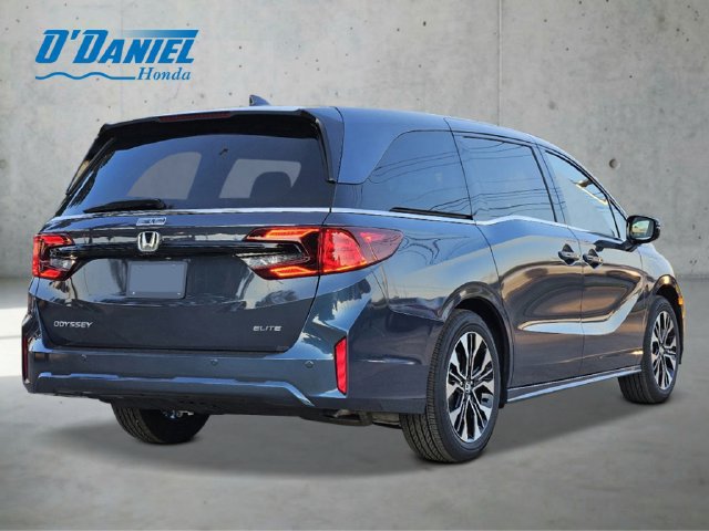 New 2027 Honda Odyssey Elite image 3