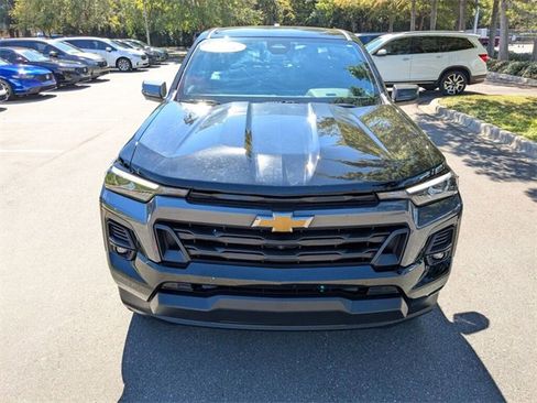 Used 2024 Chevrolet Colorado LT w/ LT Convenience Package III image 4