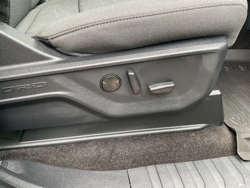 Certified 2022 Ford F150 XLT w/ Equipment Group 302A High image 28