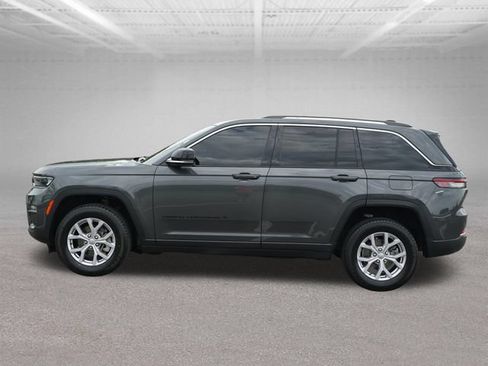 Used 2022 Jeep Grand Cherokee Limited AWD/4WD image 4