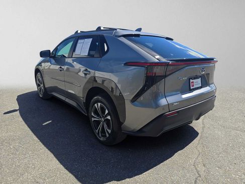 Used 2025 Toyota bZ4X AWD w/ Weather Package image 5