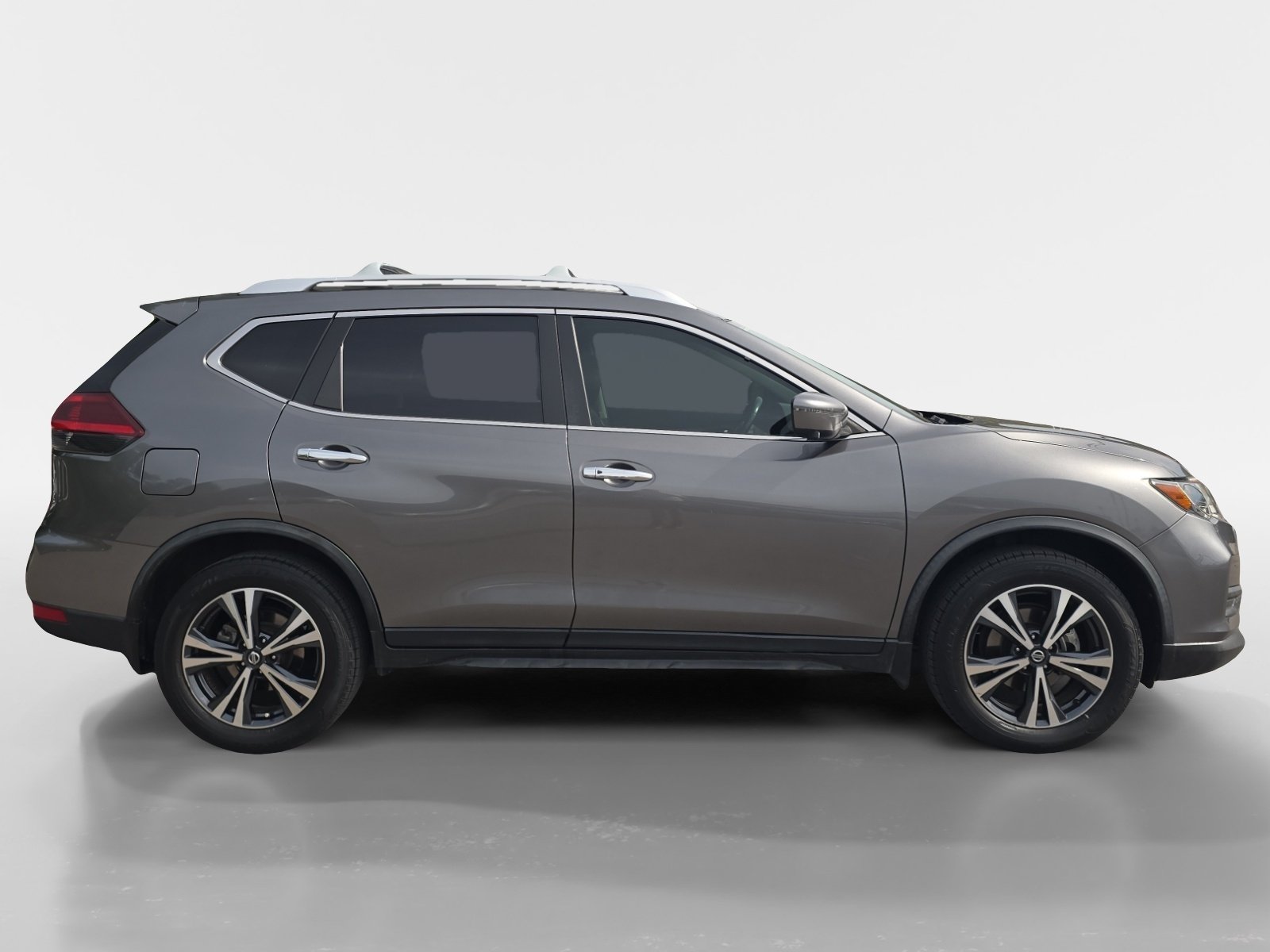 Used 2020 Nissan Rogue SV w/ Premium Package FWD image 7