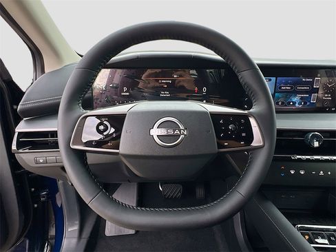 New 2025 Nissan Murano SV image 11