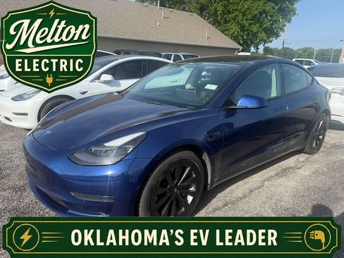 Used 2022 Tesla Model 3 RWD image 1