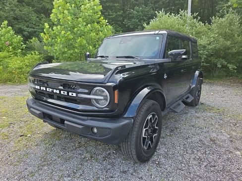 Used 2023 Ford Bronco Outer Banks AWD/4WD image 3