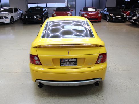 Used 2005 Pontiac GTO image 21