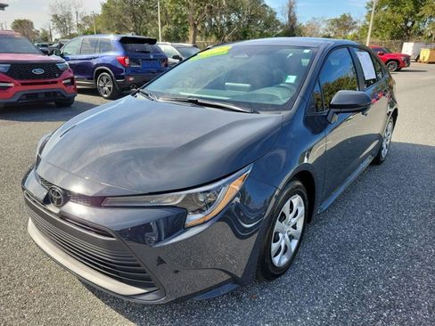 Used 2023 Toyota Corolla LE image 14