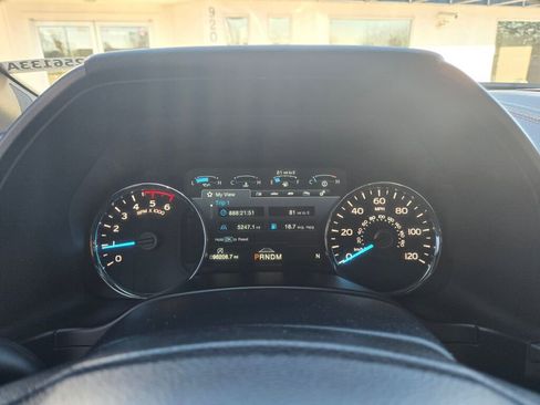 Used 2019 Ford F150 Platinum w/ Equipment Group 701A Luxury AWD/4WD image 13