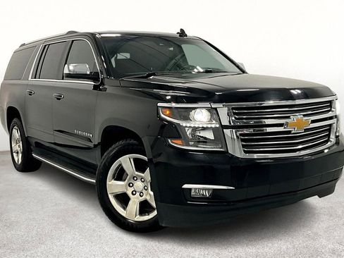 Used 2017 Chevrolet Suburban Premier image 14