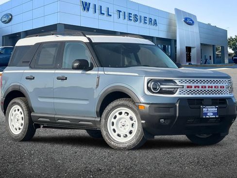 New 2025 Ford Bronco Sport Heritage w/ Convenience Package AWD/4WD image 2
