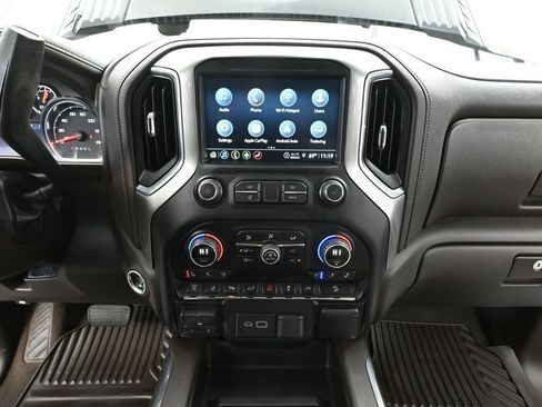 Used 2021 Chevrolet Silverado 2500 LTZ w/ LTZ Plus Package AWD/4WD image 37